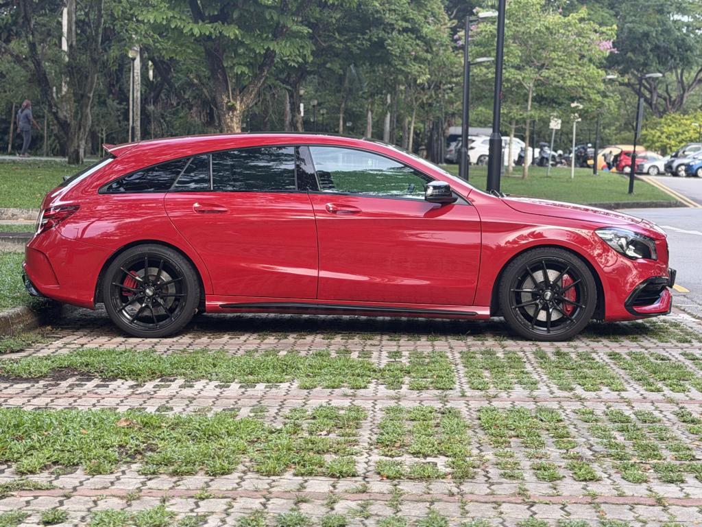 Mercedes-Benz CLA-Class CLA45 Shooting Brake AMG 4MATIC, picture 3