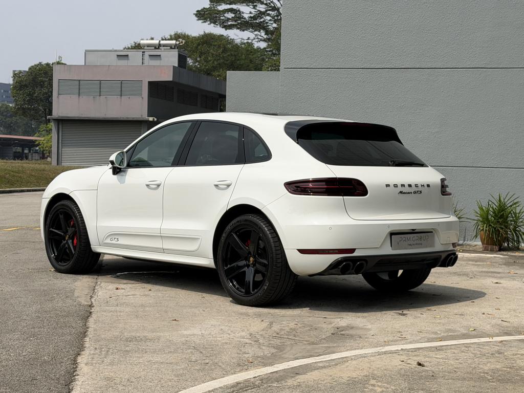 Porsche Macan GTS 3.0A PDK Panoramic Roof, picture 3